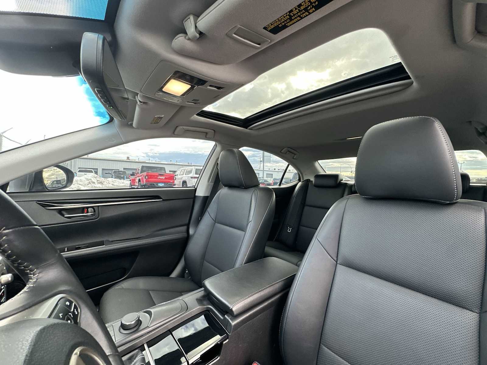 Used 2017 Lexus ES 350 image 16