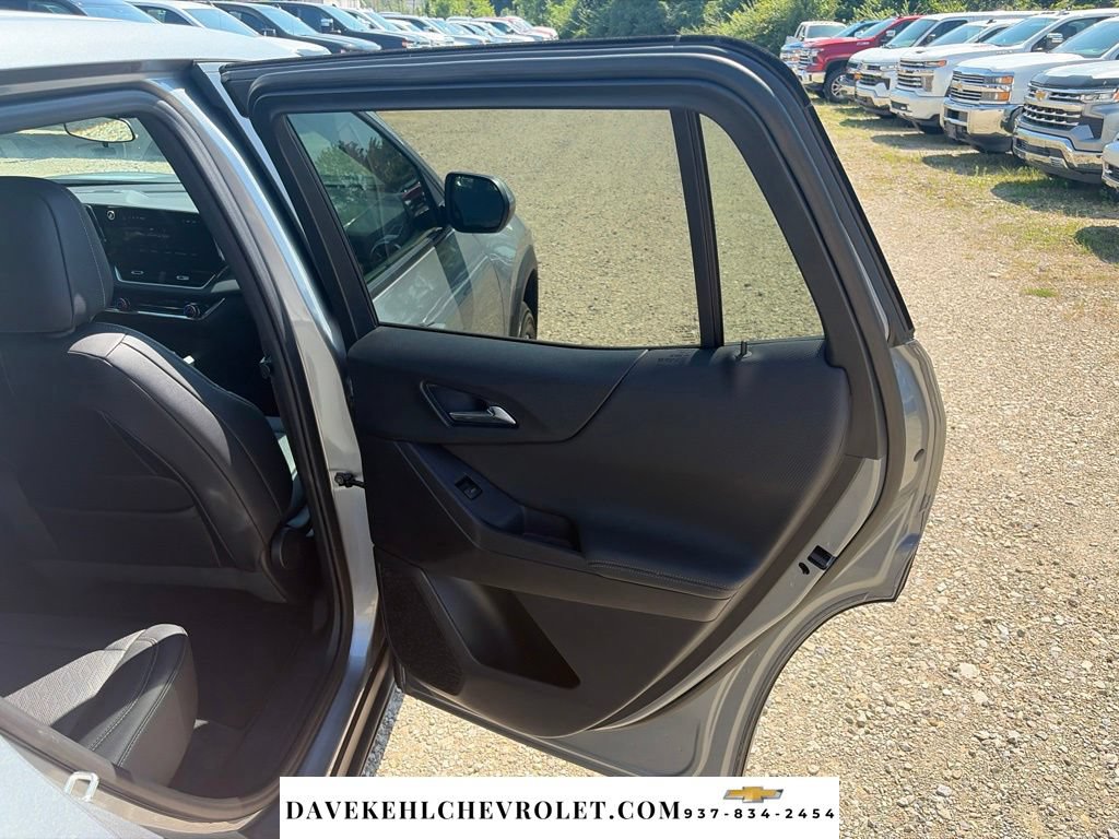 Used 2026 Chevrolet Equinox LT w/ Convenience Package II FWD image 22