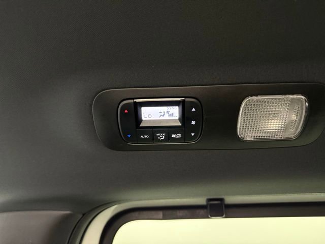 Used 2025 Honda Odyssey Sport-L image 27