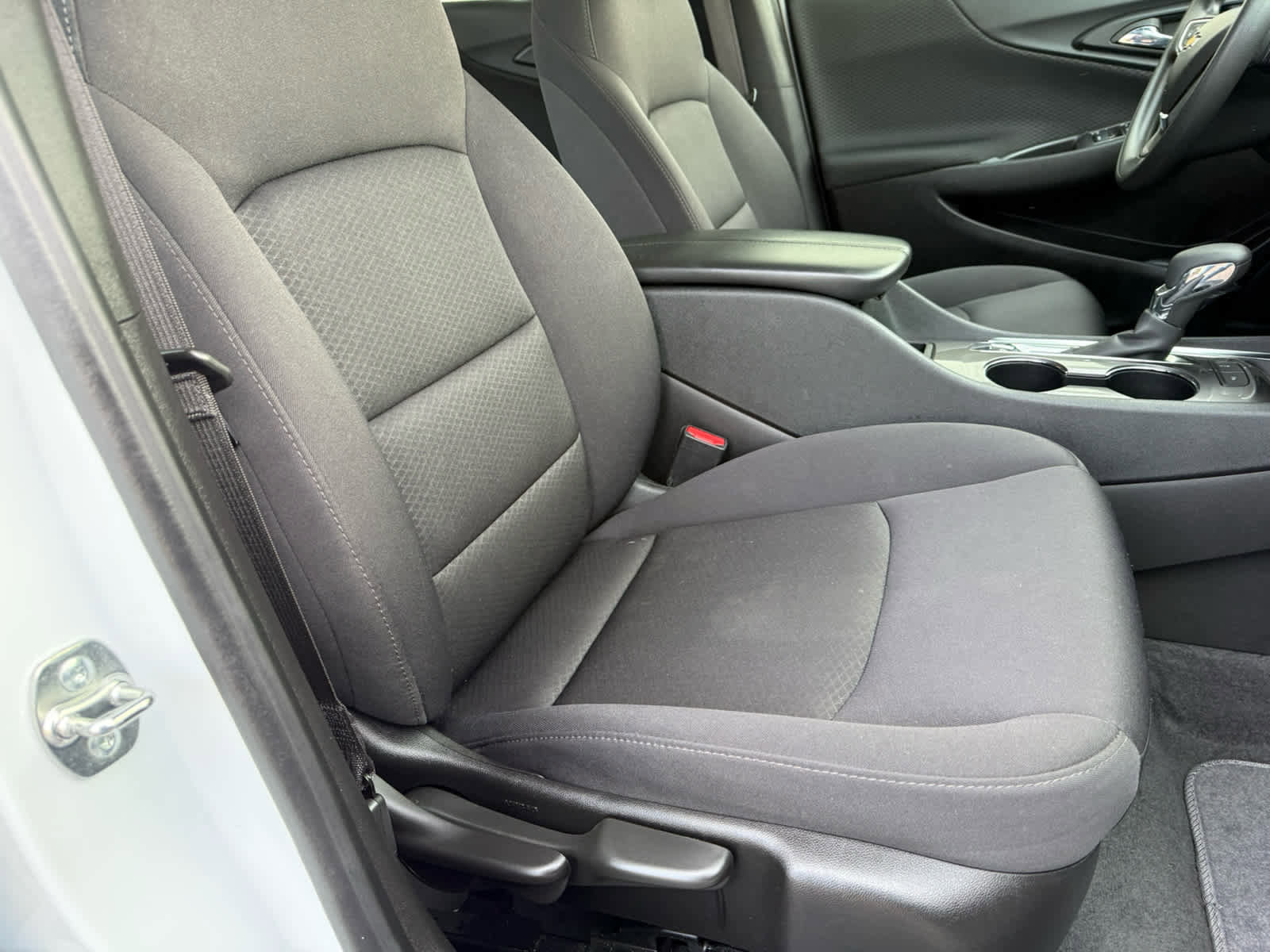 Used 2024 Chevrolet Malibu LT image 8