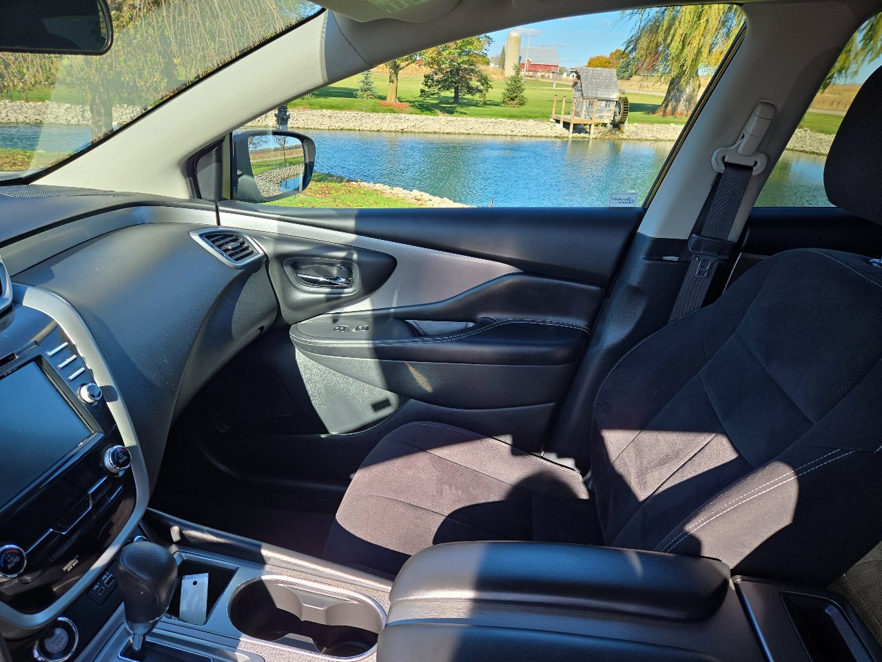 Used 2019 Nissan Murano S image 12