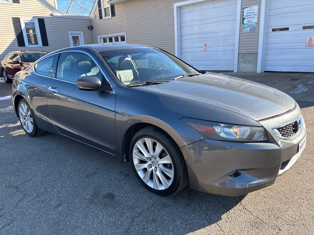 Used 2010 Honda Accord EX-L image 7