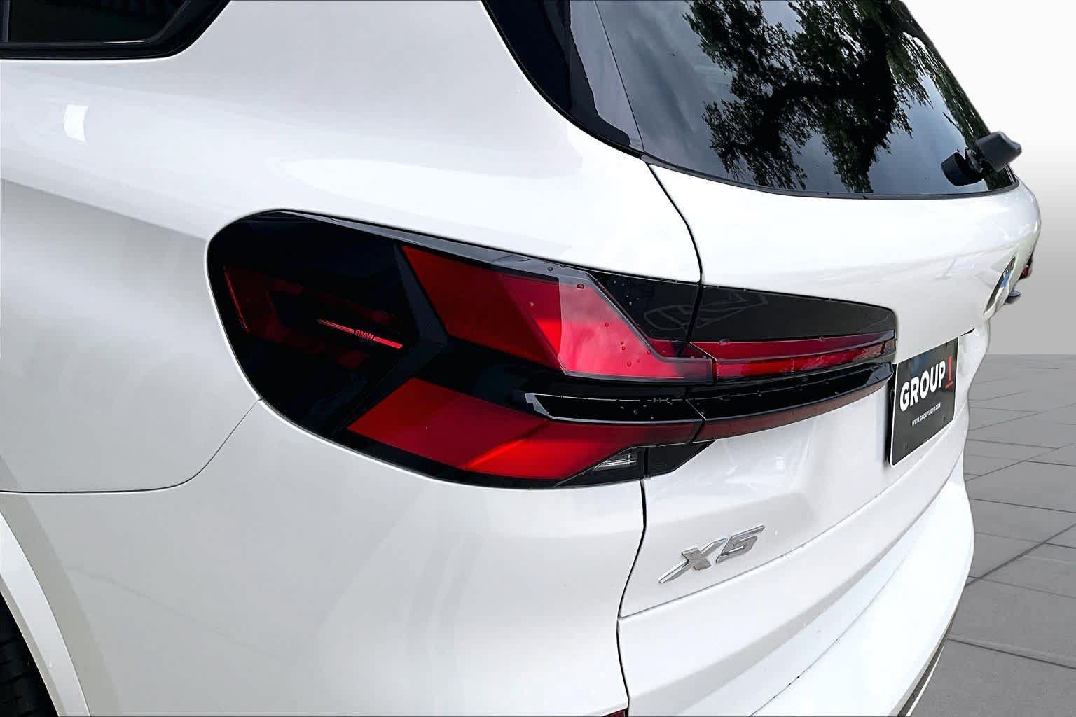 Used 2026 BMW X5 sDrive40i w/ M Sport Package RWD image 27