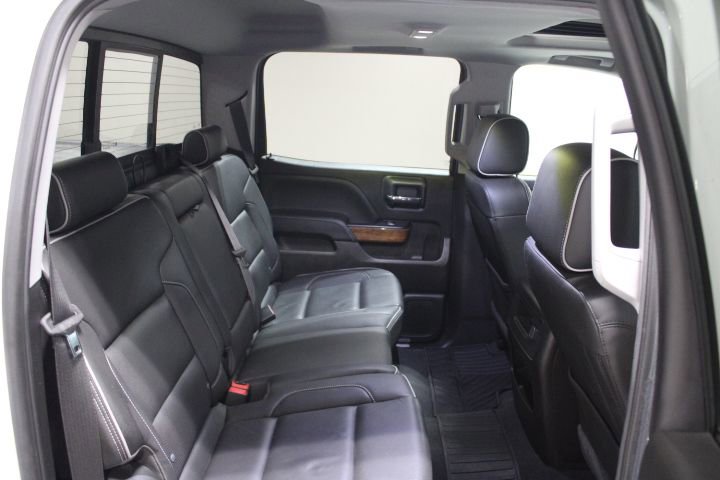 Used 2018 Chevrolet Silverado 1500 High Country AWD/4WD image 30