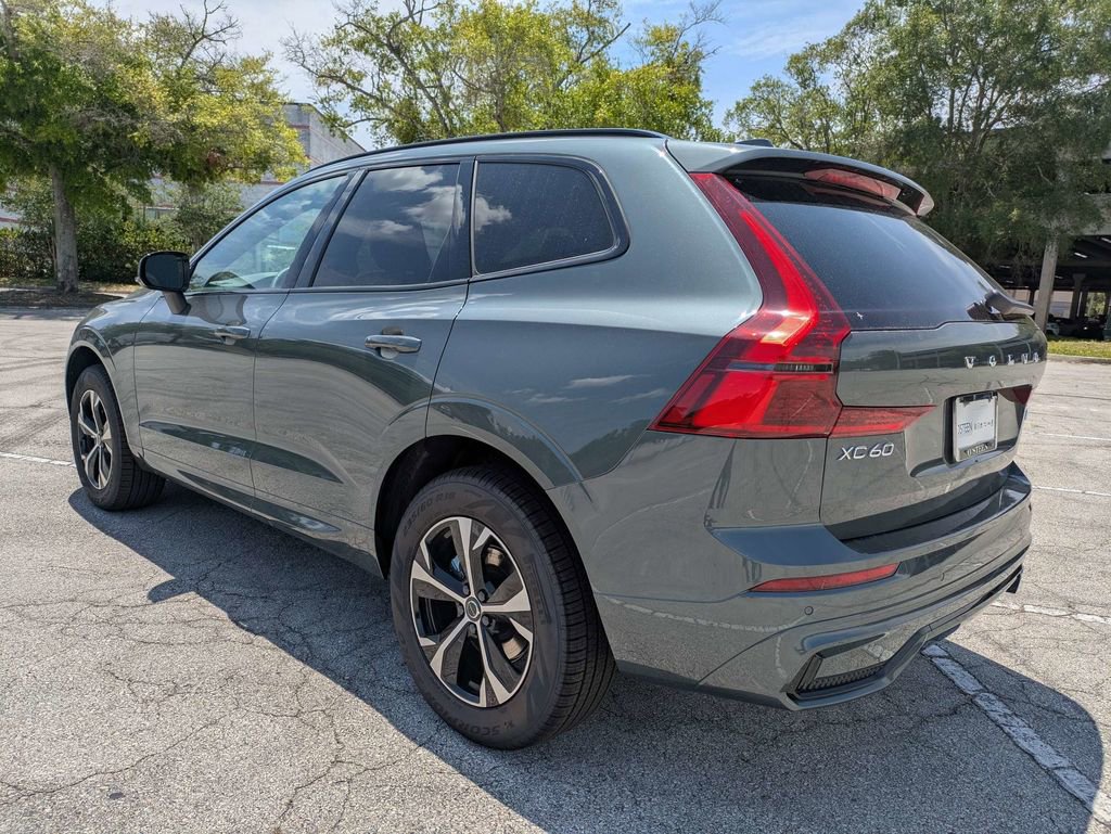 New 2026 Volvo XC60 B5 Core AWD/4WD image 4