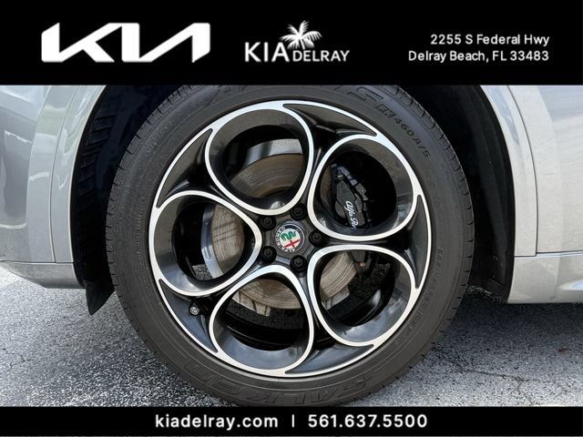 Used 2020 Alfa Romeo Stelvio Ti Lusso AWD/4WD image 34