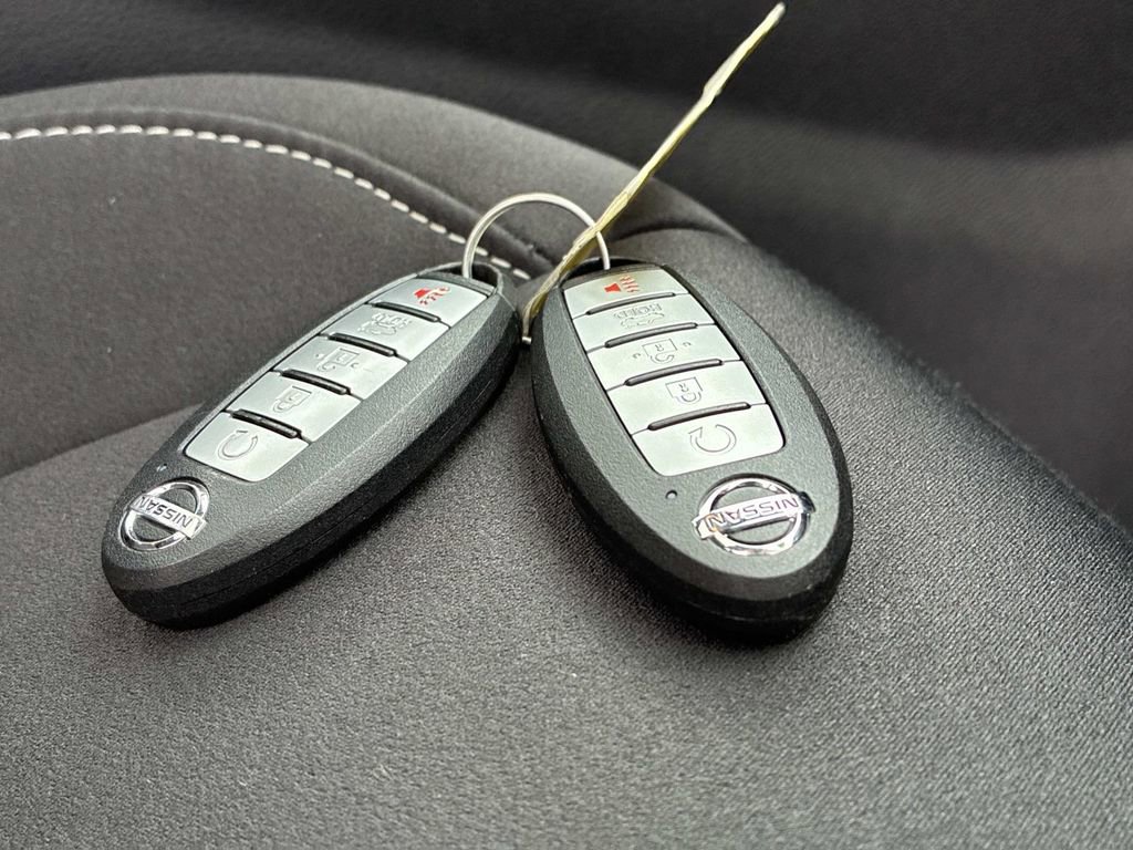 Certified 2021 Nissan Altima 2.5 SV w/ SV Premium Package image 9