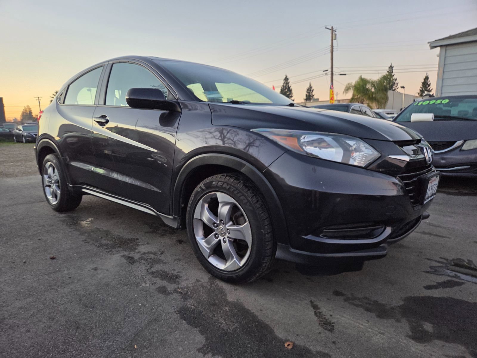 Used 2018 Honda HR-V LX image 5