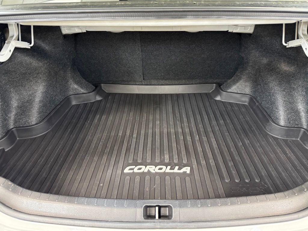 Used 2019 Toyota Corolla SE w/ SE Premium Package FWD image 19