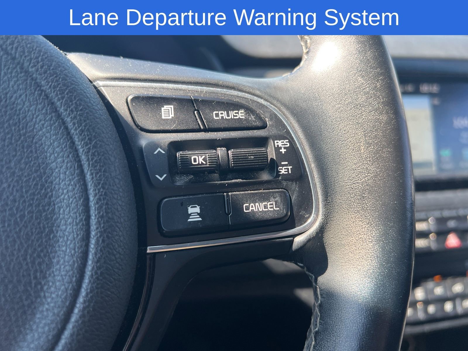 Used 2017 Kia Niro Touring w/ Advanced Technology Package image 14