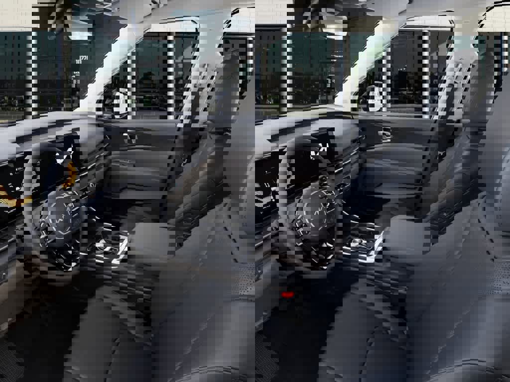 New 2026 Kia Carnival EX image 17