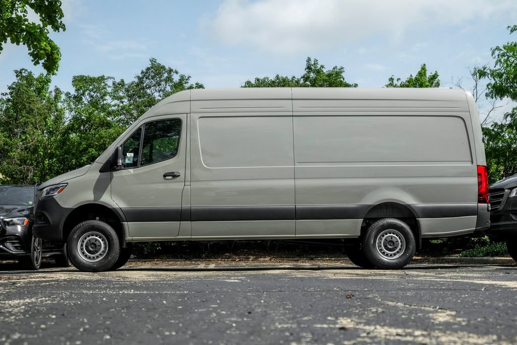New 2026 Mercedes-Benz Sprinter 2500 image 3