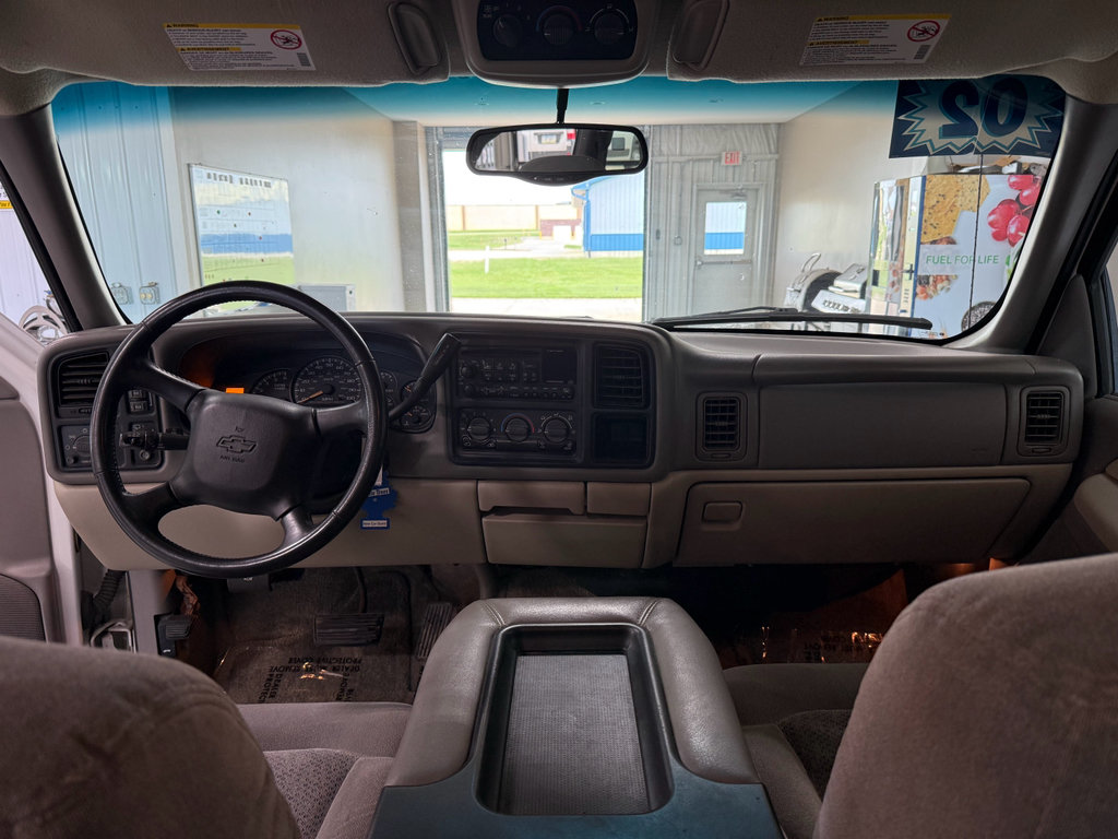 Used 2002 Chevrolet Suburban LS w/ Trailer Pkg AWD/4WD image 12