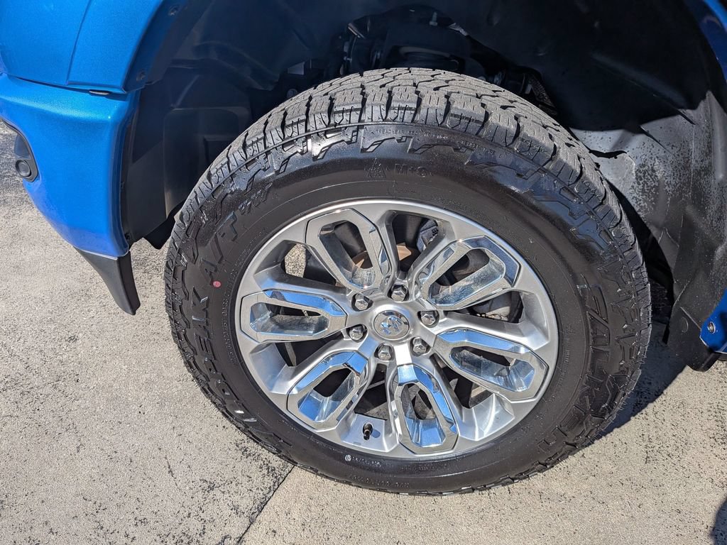Used 2022 RAM 1500 Laramie AWD/4WD image 7