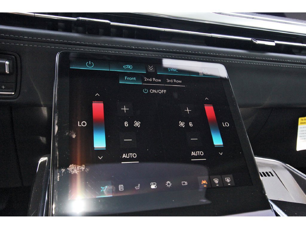 New 2026 Cadillac Escalade IQL Sport 2 w/ LPO, ONYX Package AWD/4WD image 20