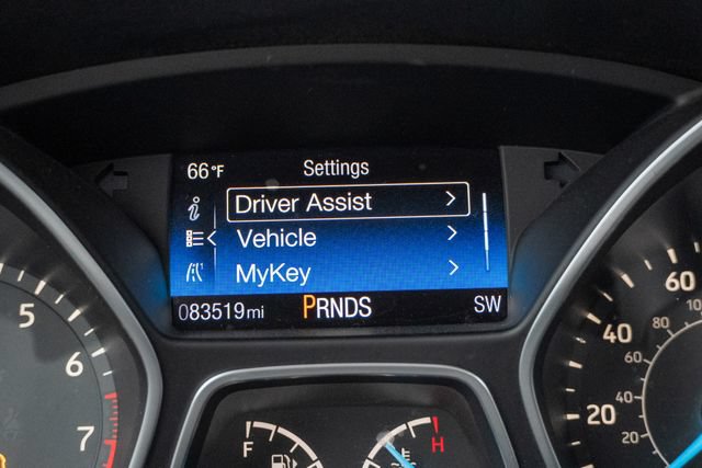 Used 2017 Ford Focus Titanium FWD image 43