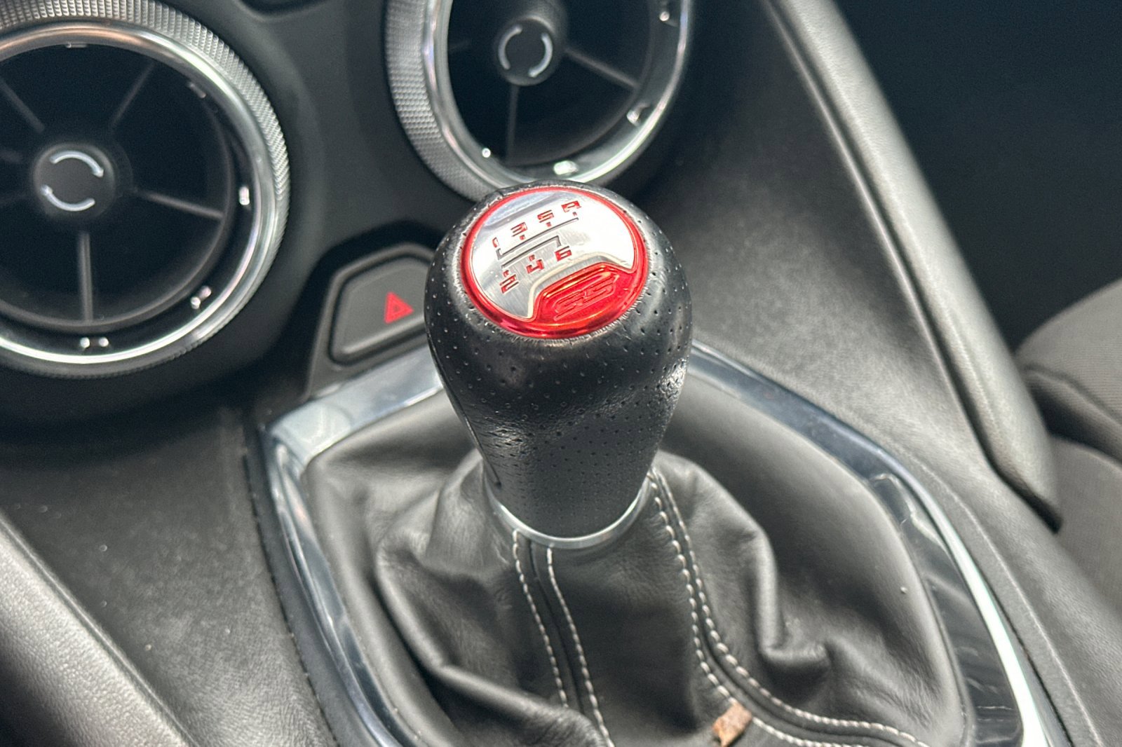 Certified 2022 Chevrolet Camaro SS image 20