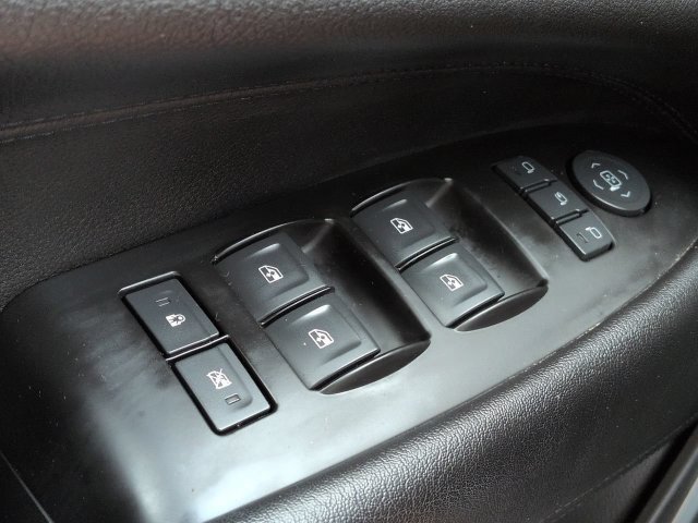 Used 2015 Cadillac Escalade Luxury AWD/4WD image 29