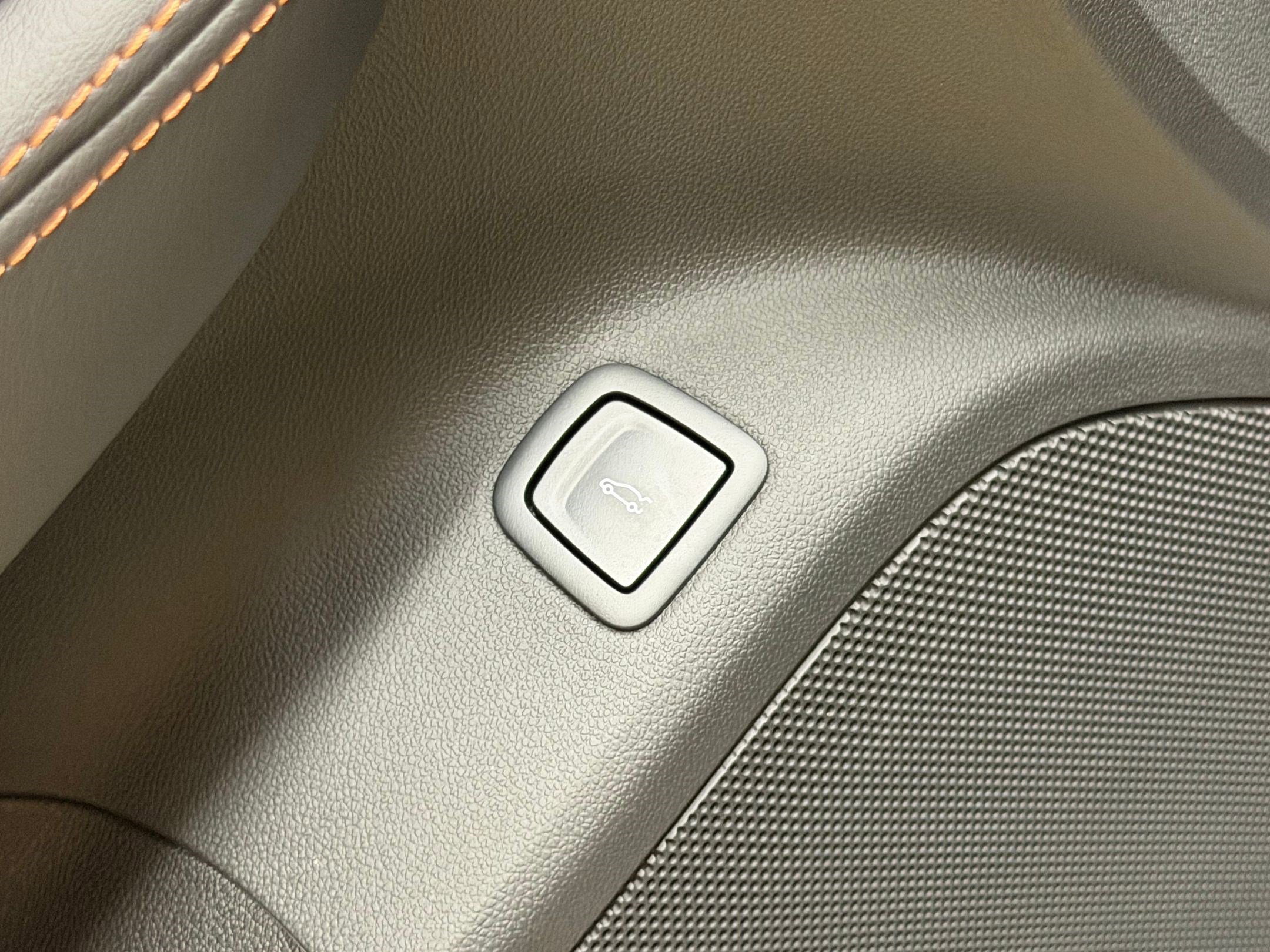 Certified 2025 Cadillac CT5 V RWD image 25