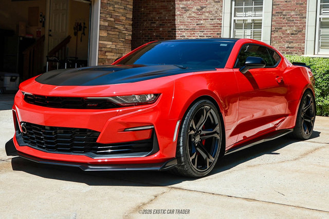 Used 2022 Chevrolet Camaro SS RWD image 14