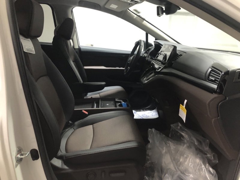 New 2026 Honda Odyssey Elite image 16