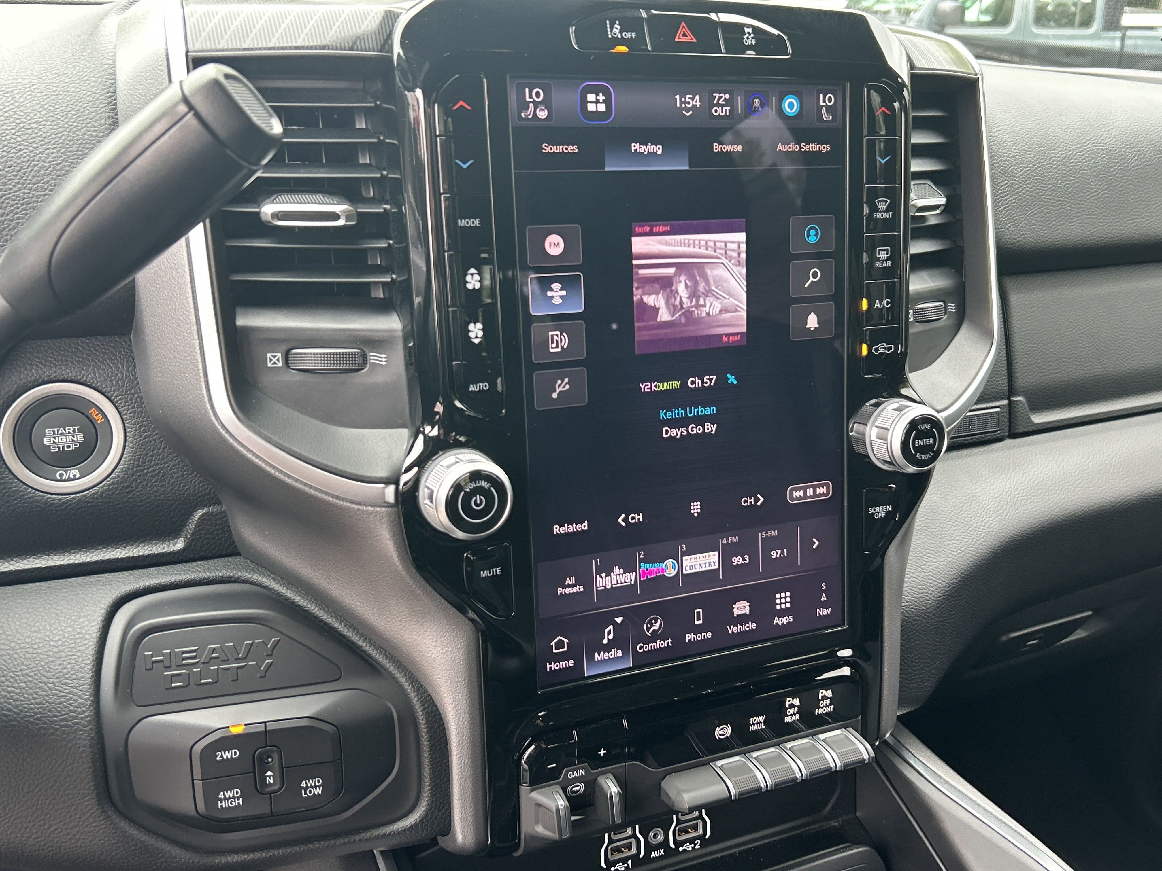 New 2025 RAM 2500 Big Horn AWD/4WD image 27