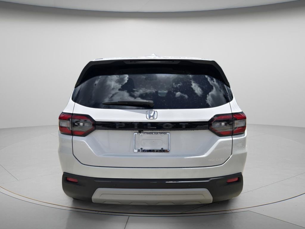 Certified 2025 Honda Pilot EX-L image 6