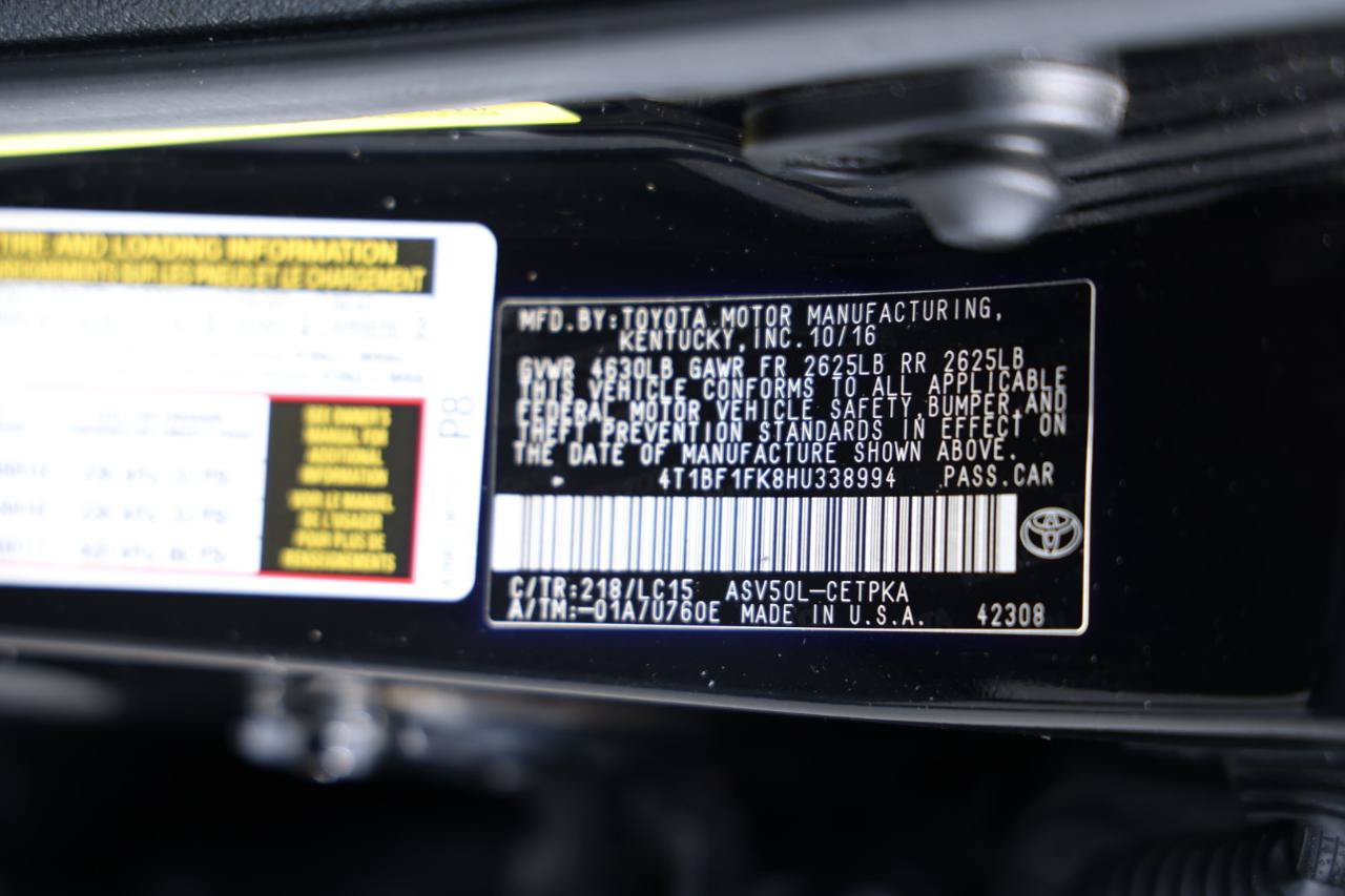 Used 2017 Toyota Camry XSE FWD image 26