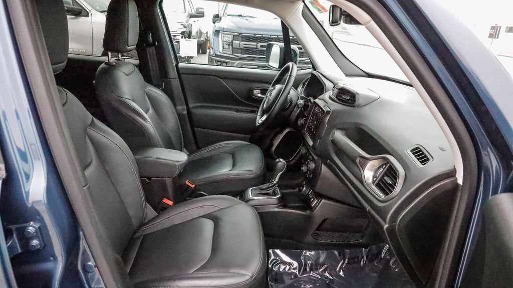 Certified 2023 Jeep Renegade Limited image 16