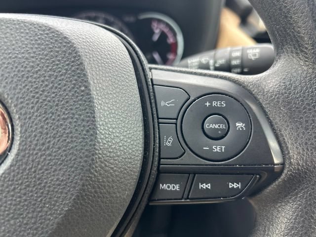 Used 2024 Toyota RAV4 XLE w/ Convenience Package FWD image 23