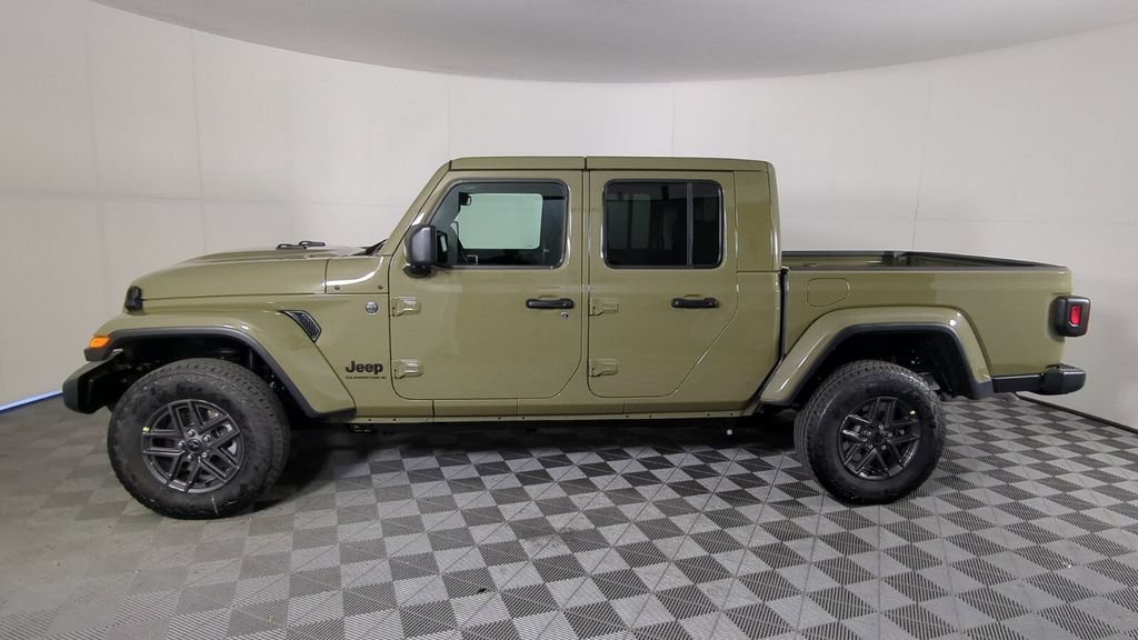 New 2026 Jeep Gladiator Sport AWD/4WD image 8