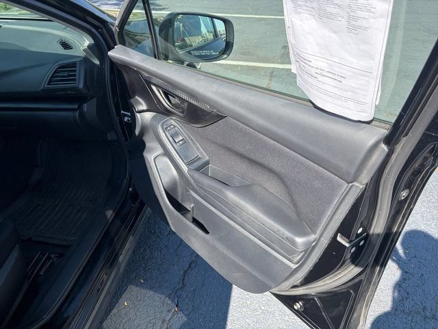 Used 2019 Subaru Crosstrek 2.0i AWD/4WD image 16