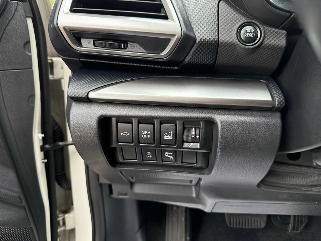 Used 2023 Subaru Forester Premium AWD/4WD image 13