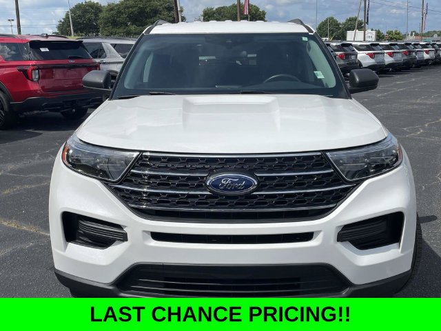 Certified 2024 Ford Explorer XLT RWD image 8
