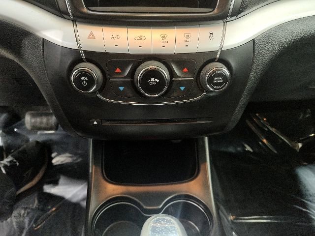 Used 2013 Dodge Journey SXT w/ Flexible Seating Group image 25