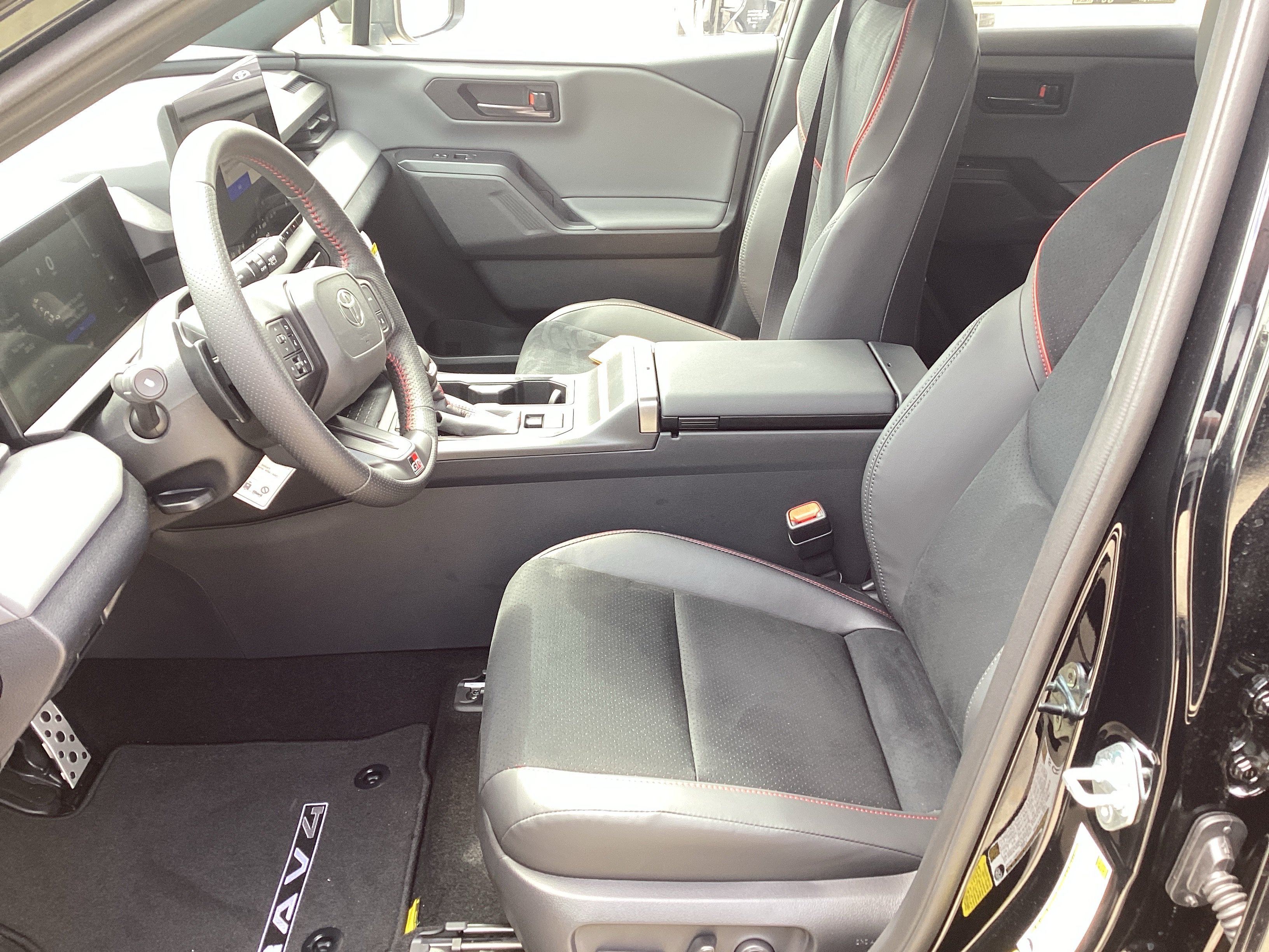 New 2026 Toyota RAV4 AWD Plug-in Hybrid image 6