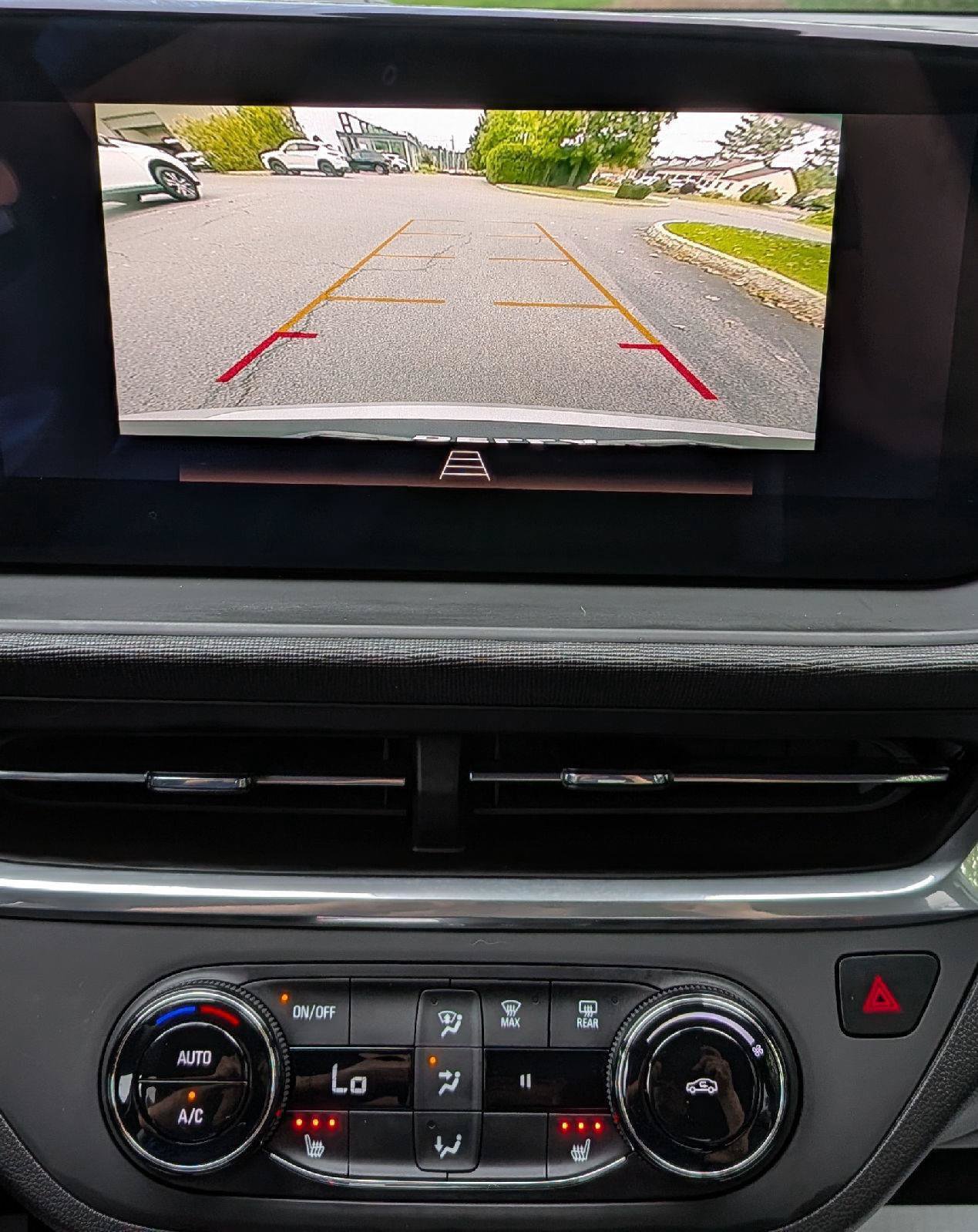 Used 2024 Buick Envista Preferred w/ Convenience I Package FWD image 18
