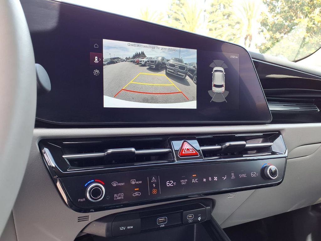 Certified 2023 Kia Niro Wave FWD image 16