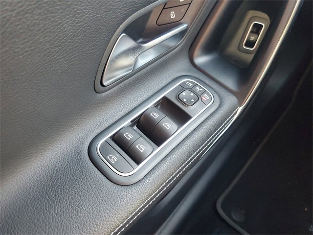 Used 2020 Mercedes-Benz CLA 250 image 25