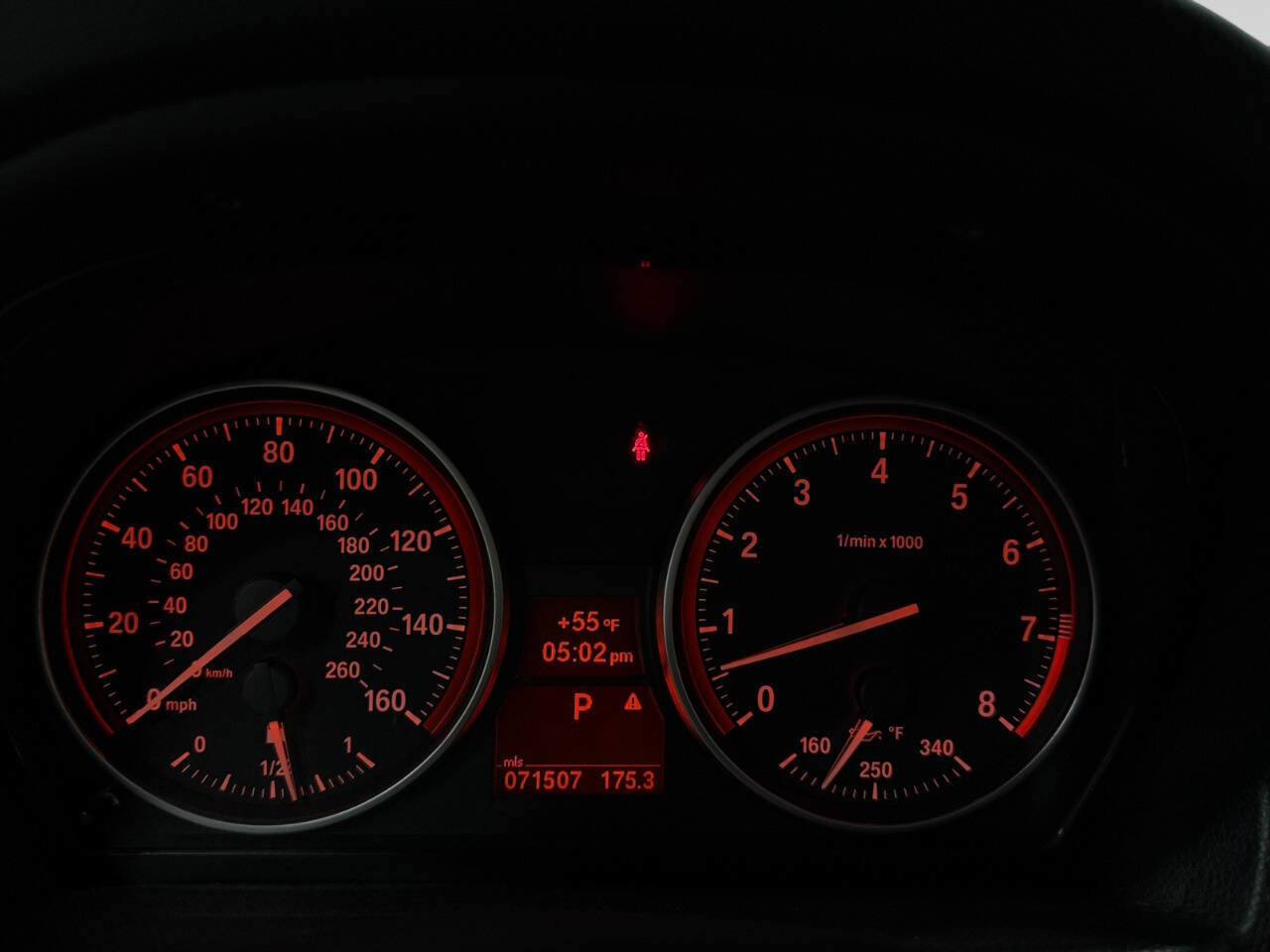 Used 2011 BMW 335i Sedan RWD image 14