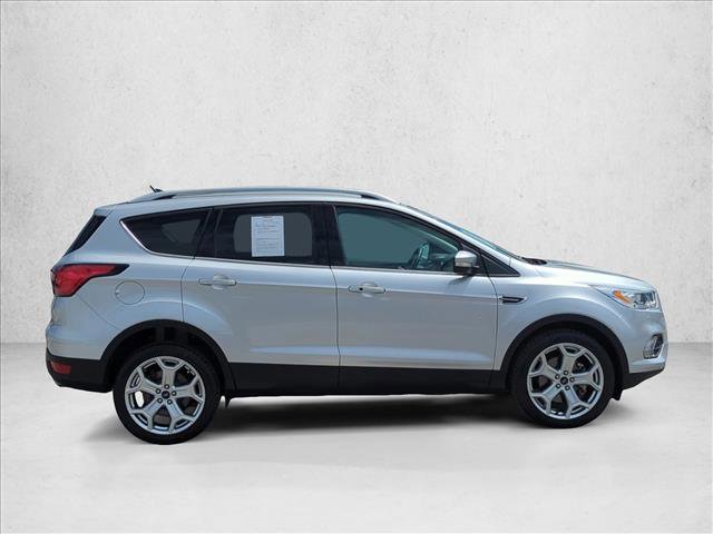 Used 2019 Ford Escape Titanium FWD video 4
