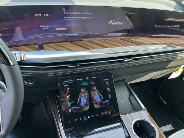 New 2026 Cadillac Escalade ESV Platinum Luxury AWD/4WD image 14