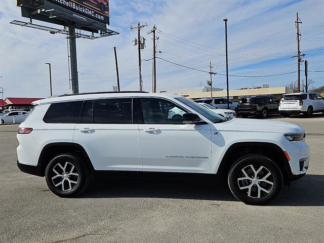 Used 2024 Jeep Grand Cherokee L Limited image 6