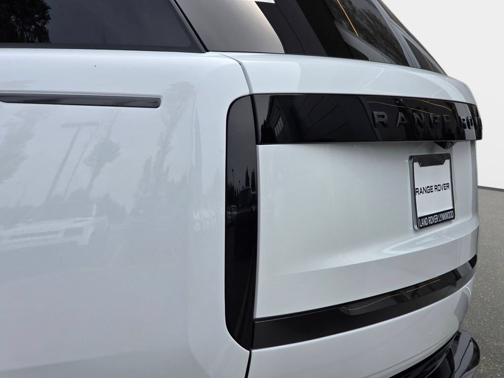 New 2026 Land Rover Range Rover SE AWD/4WD image 36