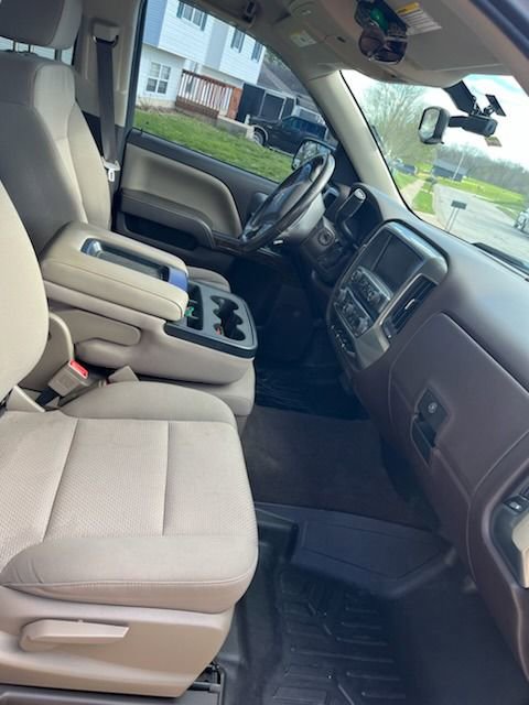 Used 2018 Chevrolet Silverado 1500 LT w/ Texas Edition image 12