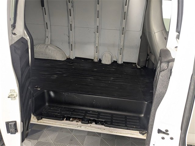 Used 2022 Chevrolet Express 2500 w/ Driver Convenience Package image 23