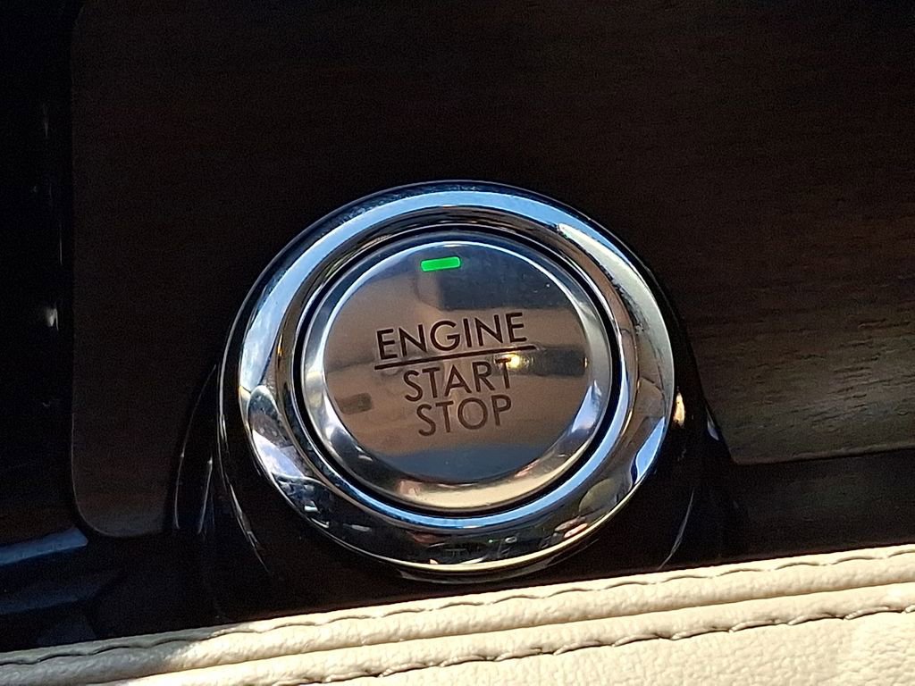 Used 2021 Lincoln Corsair Reserve w/ Equipment Group 201A image 24