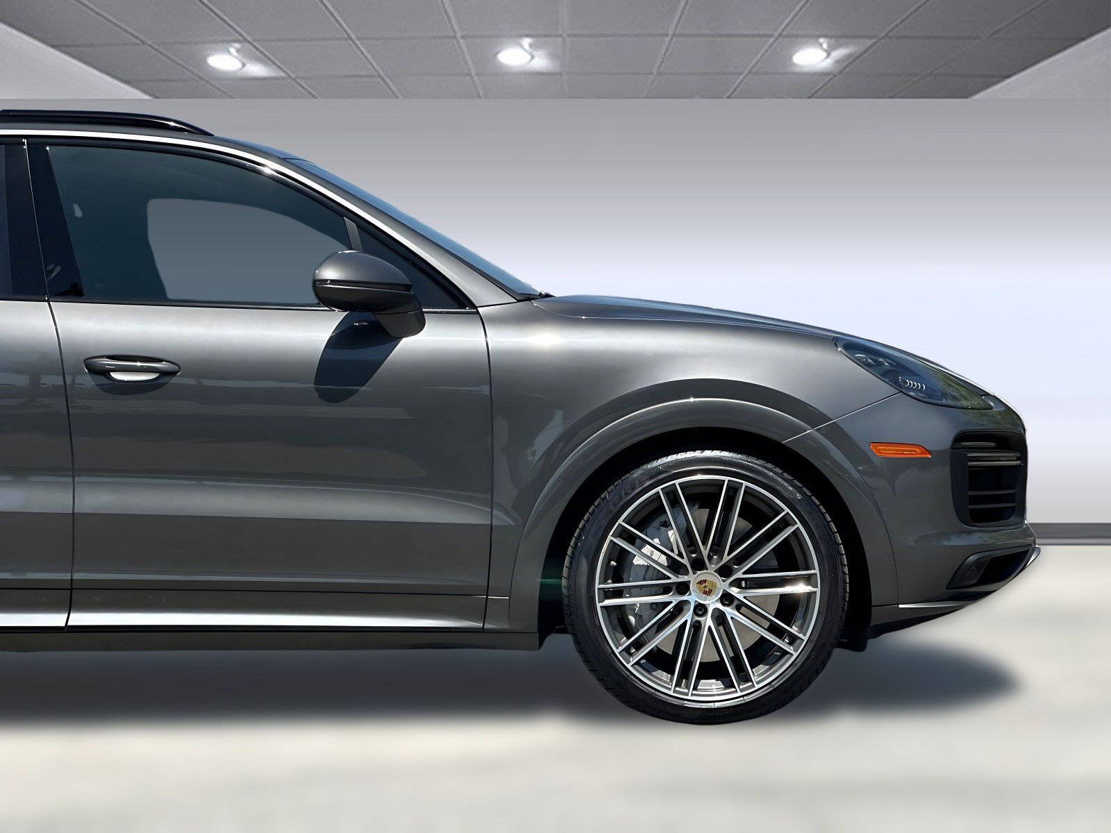 Used 2019 Porsche Cayenne Turbo AWD/4WD image 33