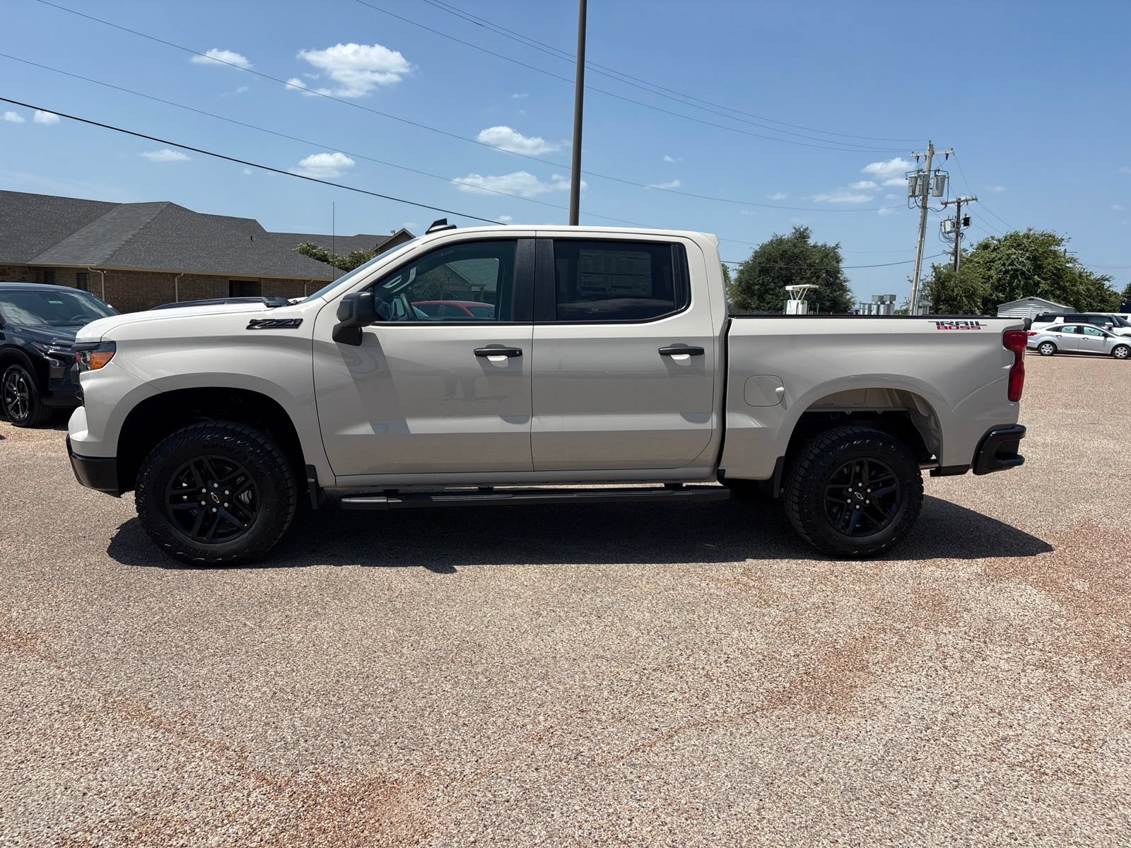 New 2026 Chevrolet Silverado 1500 Custom Trail Boss w/ LPO, Dark Essentials Package AWD/4WD image 2
