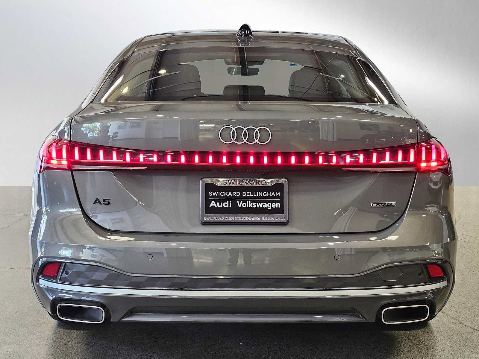 Used 2025 Audi A5 2.0T Premium w/ Convenience Package AWD/4WD image 4
